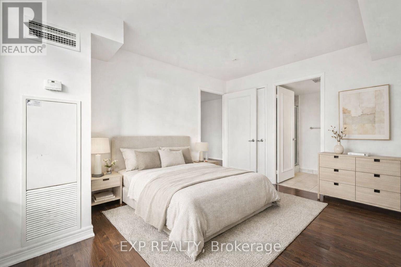 1101 - 60 St Clair Avenue W, Toronto, Ontario  M4V 1M7 - Photo 5 - C12812210