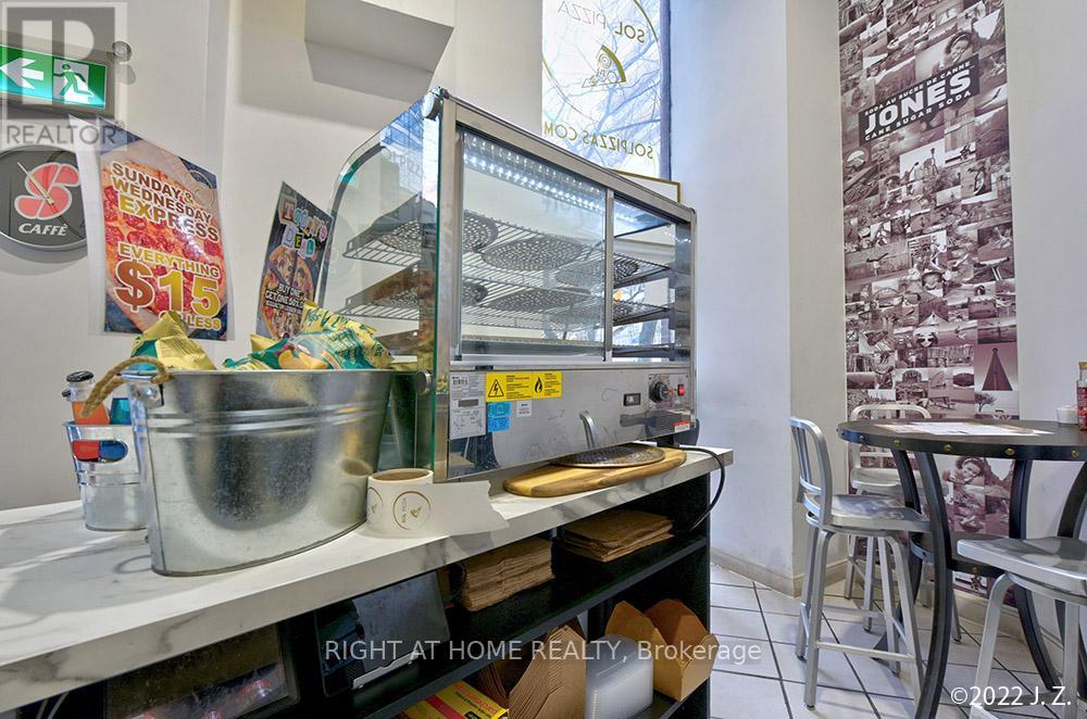 Unit 9 - 1033 Bay Street, Toronto, Ontario  M5S 3A5 - Photo 10 - C12812238