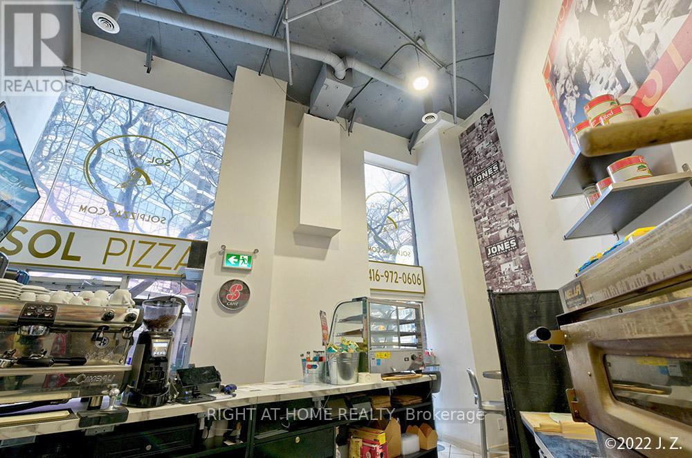 Unit 9 - 1033 Bay Street, Toronto, Ontario  M5S 3A5 - Photo 11 - C12812238