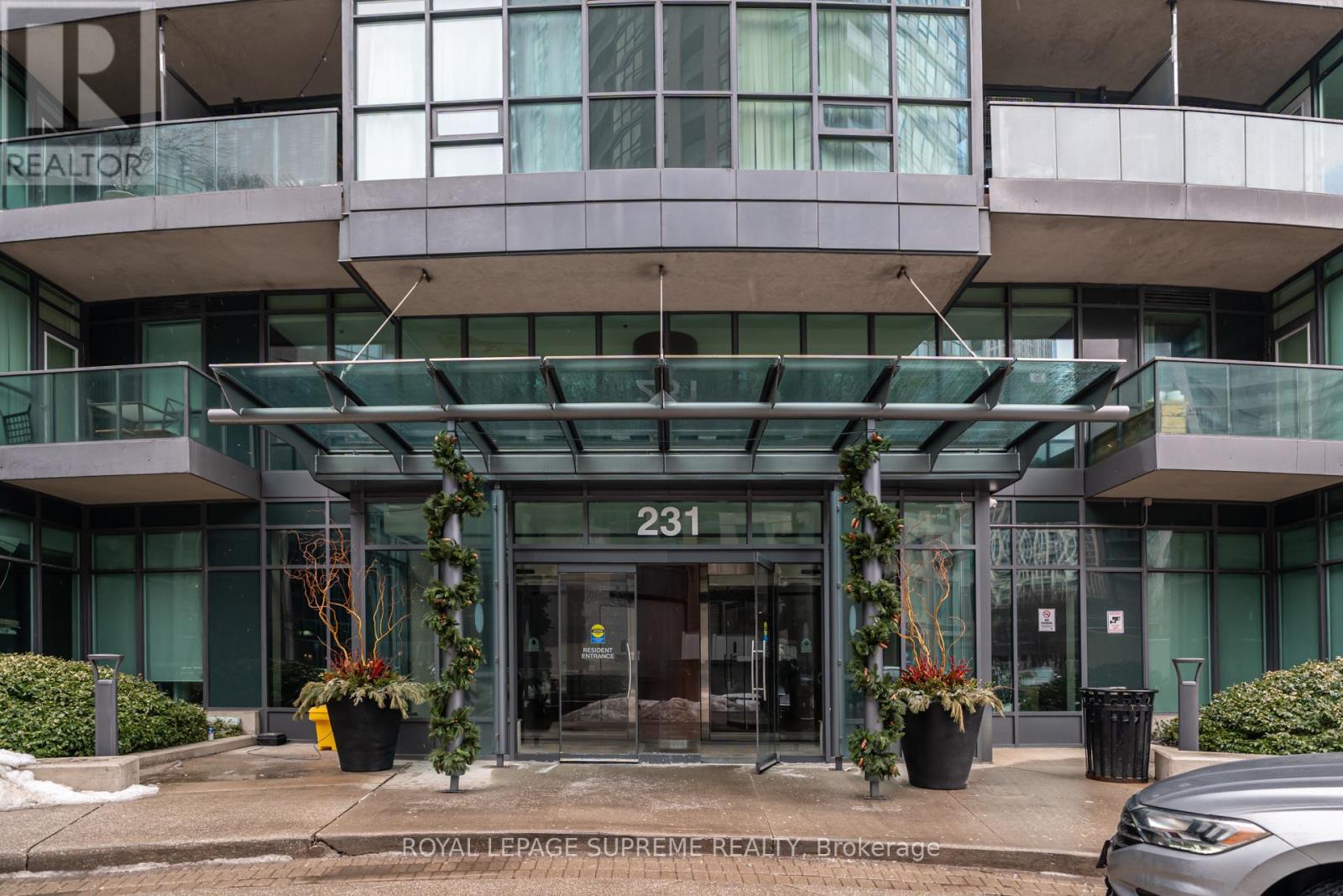 706 - 231 Fort York Boulevard, Toronto, Ontario  M5V 1B2 - Photo 2 - C12812286