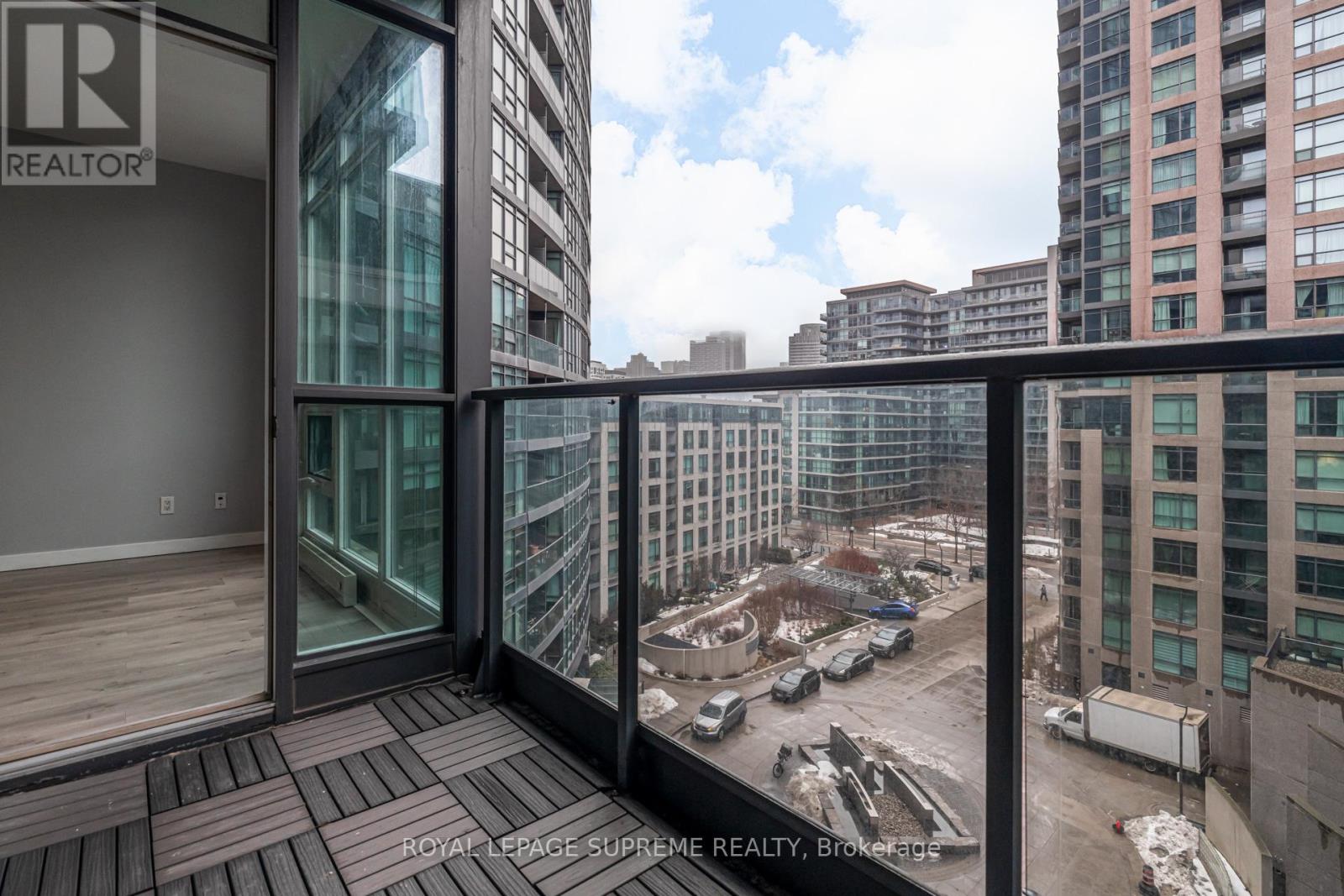 706 - 231 Fort York Boulevard, Toronto, Ontario  M5V 1B2 - Photo 21 - C12812286