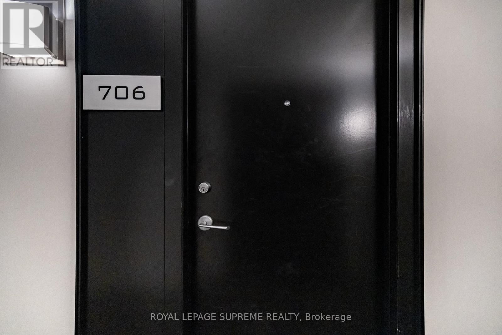 706 - 231 Fort York Boulevard, Toronto, Ontario  M5V 1B2 - Photo 3 - C12812286