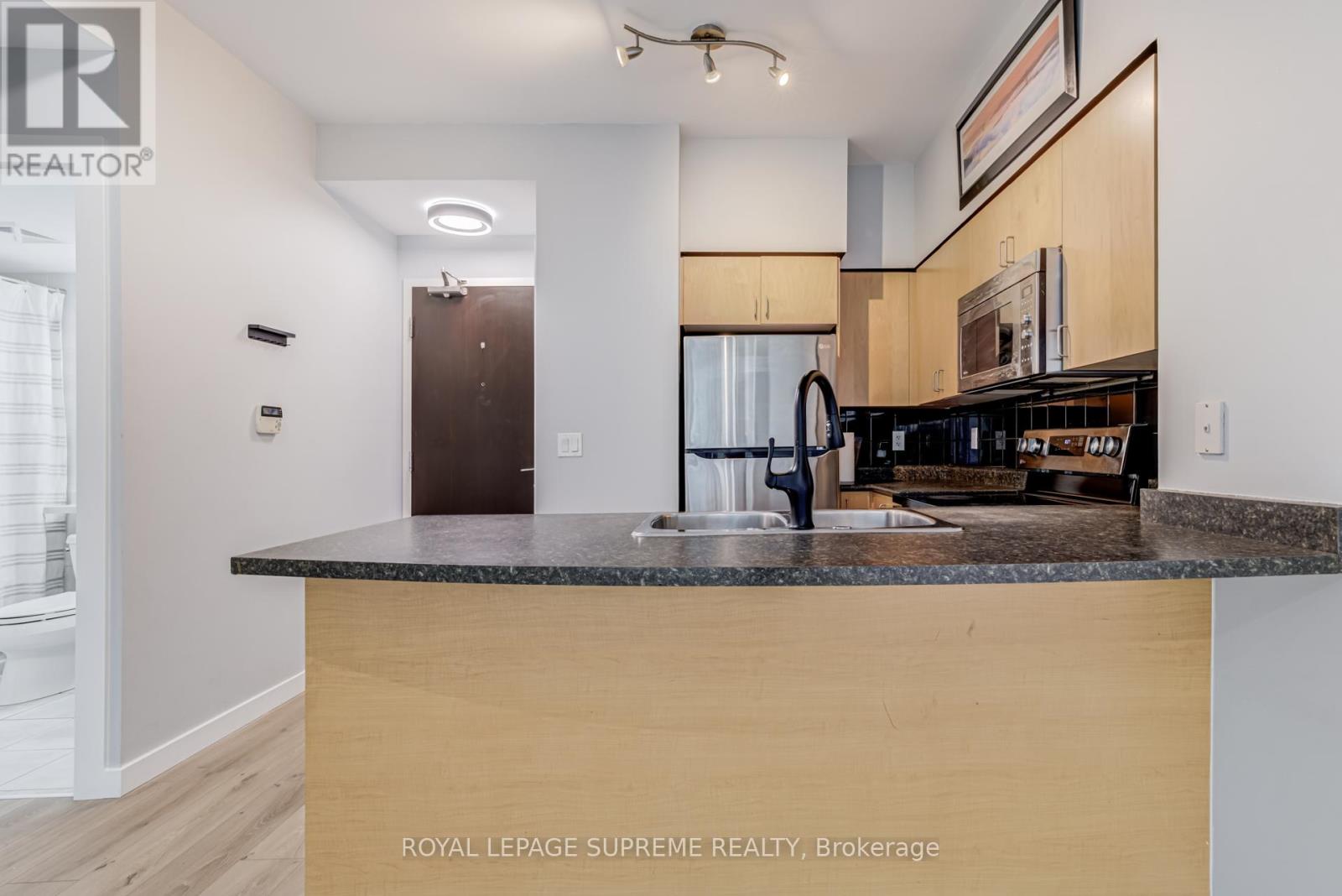 706 - 231 Fort York Boulevard, Toronto, Ontario  M5V 1B2 - Photo 8 - C12812286