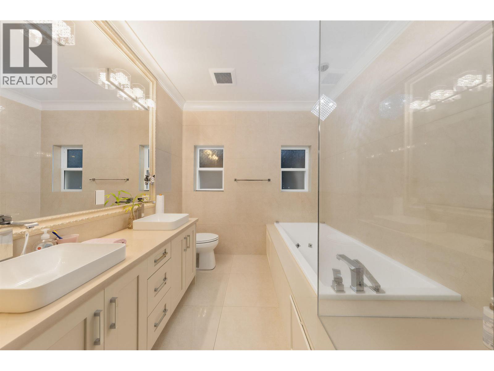 3800 Blundell Road, Richmond, British Columbia  V7C 1G4 - Photo 11 - R3085227