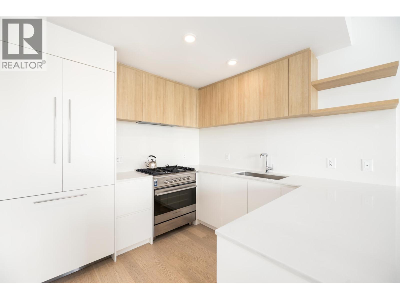 Listing Picture 11 of 23 : 6525 FREMLIN STREET, Vancouver / 溫哥華 - 魯藝地產 Yvonne Lu Group - MLS Medallion Club Member