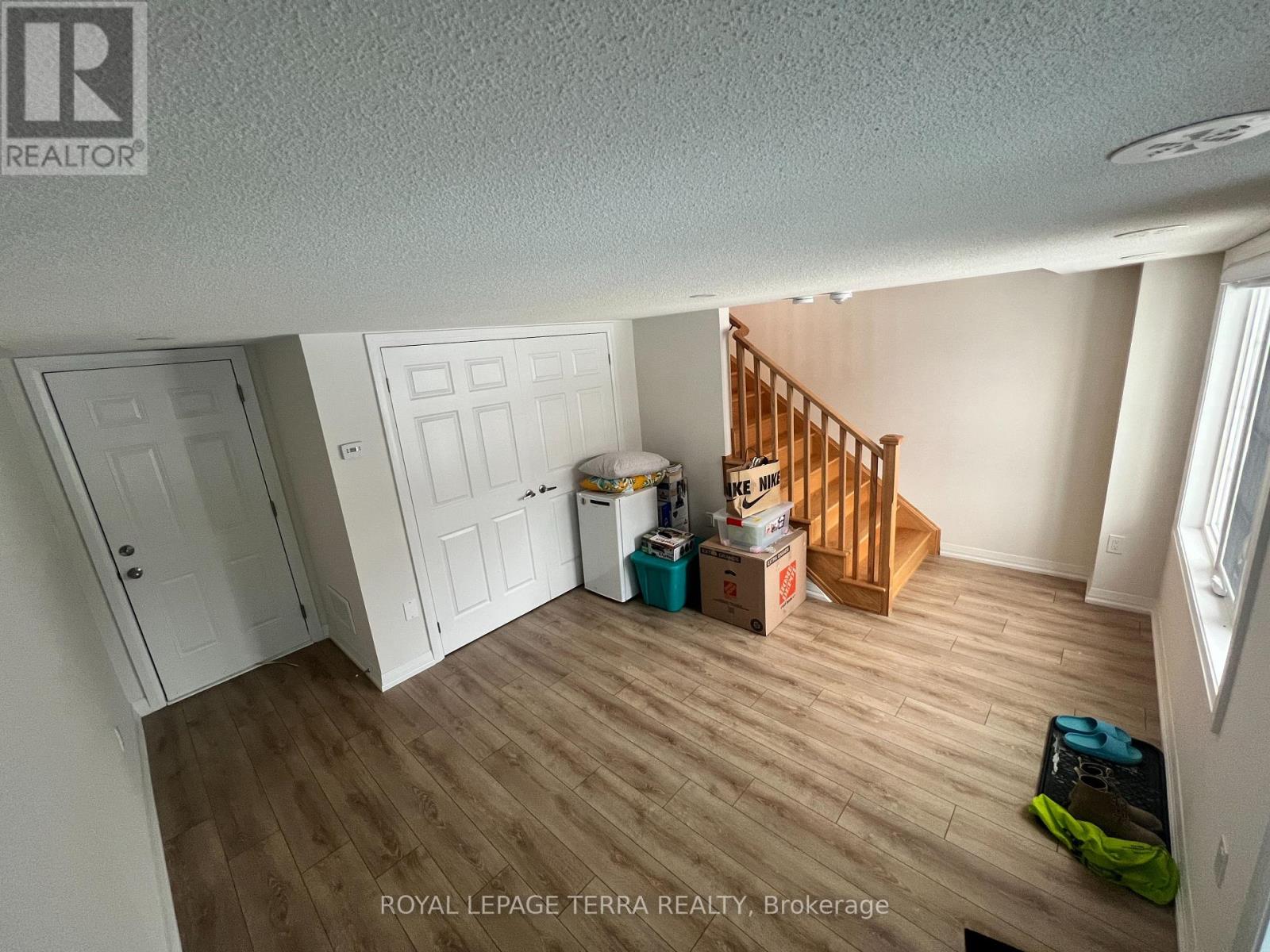 185 Royal Northern Path, Oshawa, Ontario L1L 0R6 - Photo 1 - E12812250