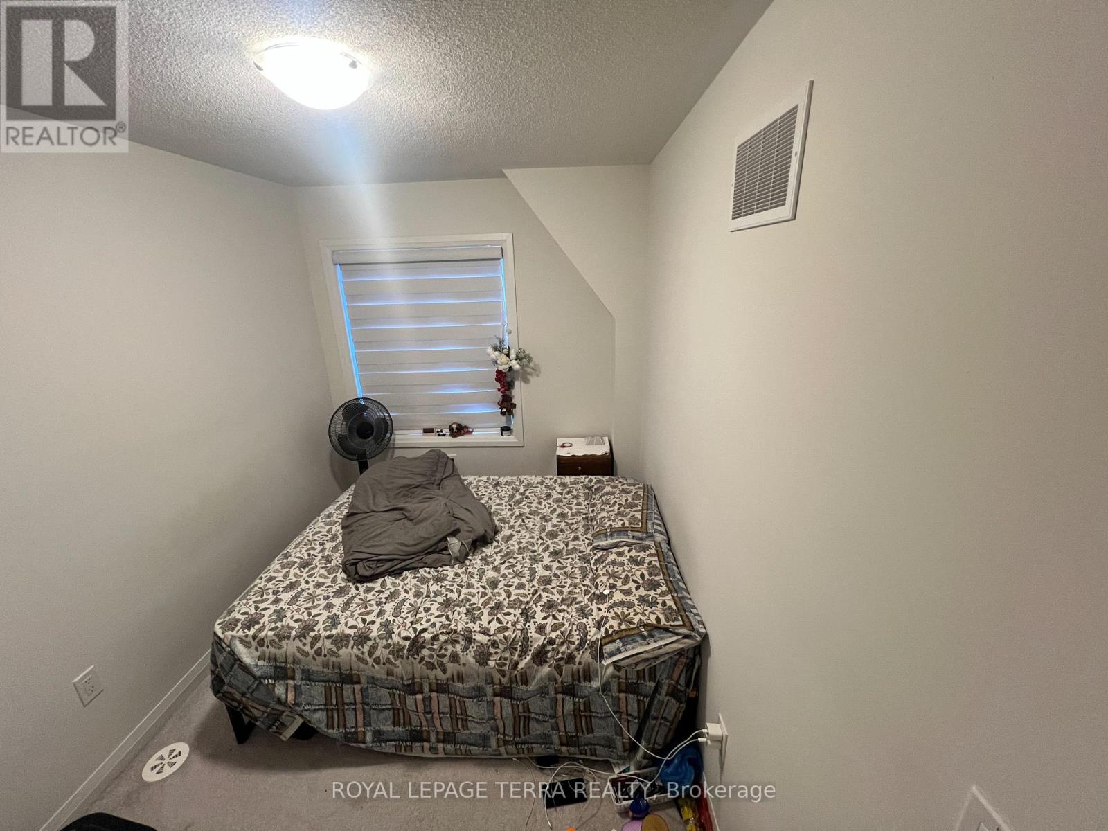 185 Royal Northern Path, Oshawa, Ontario L1L 0R6 - Photo 13 - E12812250