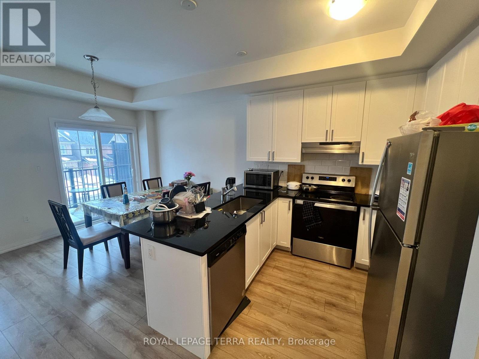 185 Royal Northern Path, Oshawa, Ontario L1L 0R6 - Photo 4 - E12812250