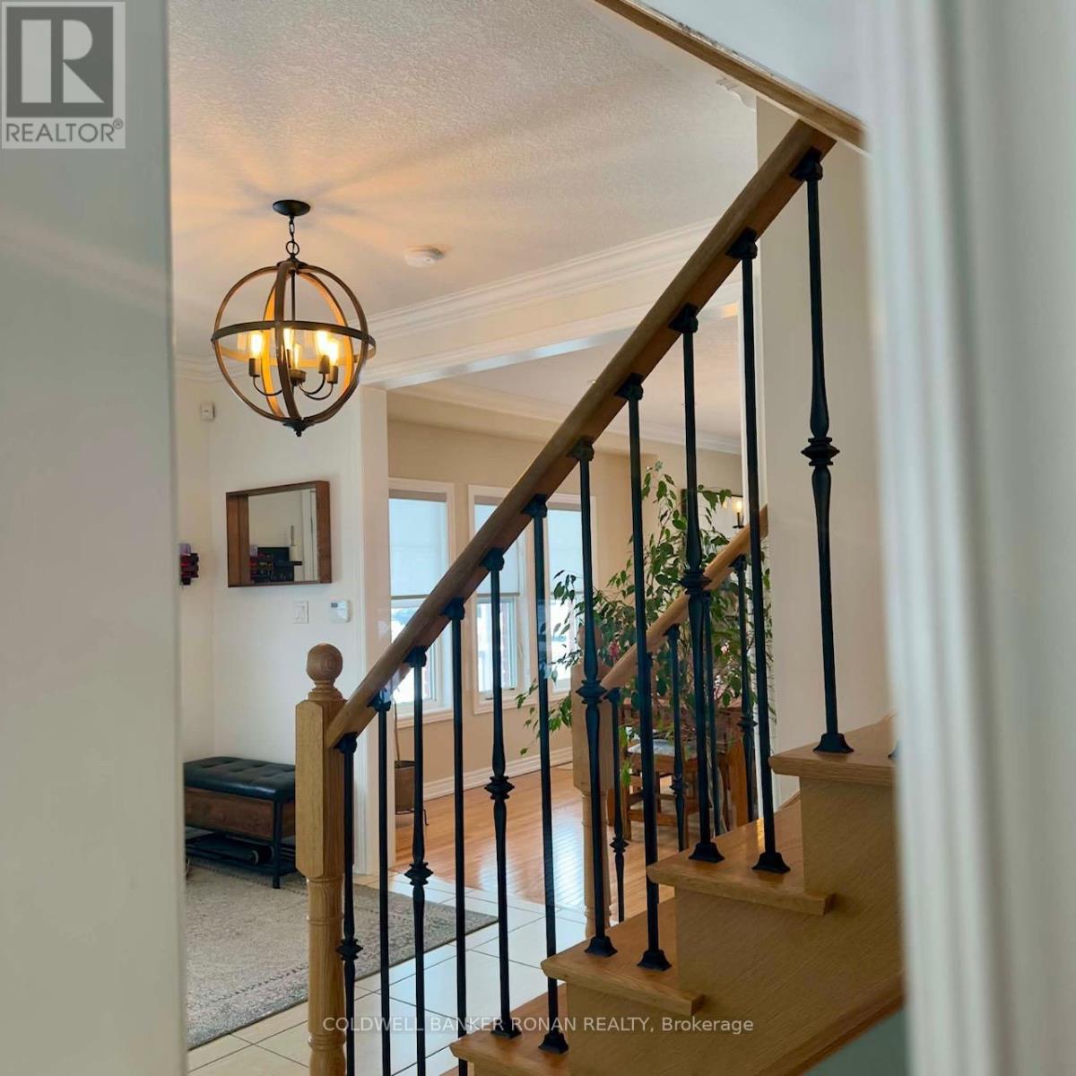 3 Swenson Street, New Tecumseth, Ontario  L9R 0J6 - Photo 2 - N12812222