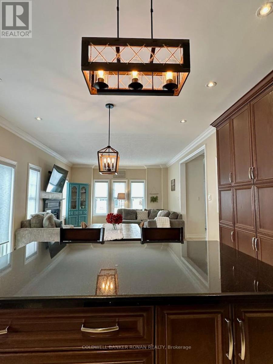 3 Swenson Street, New Tecumseth, Ontario  L9R 0J6 - Photo 8 - N12812222