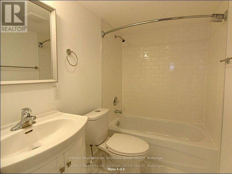 Lower Fl - 47 Newbury Drive, Newmarket, Ontario  L3Y 4P9 - Photo 6 - N12812236