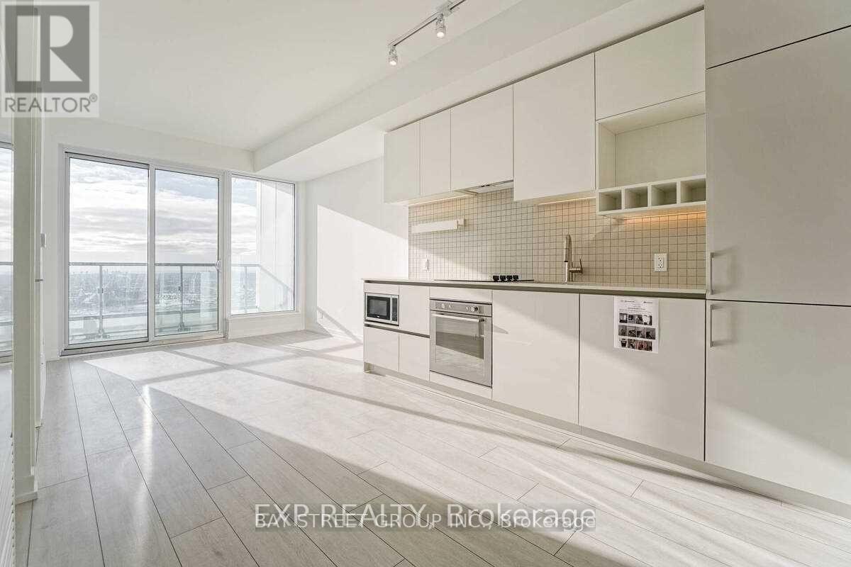 2601 - 5 Buttermill Avenue, Vaughan, Ontario  L4K 0J5 - Photo 4 - N12812256