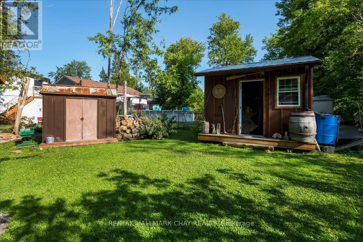 930 Gilmore Avenue, Innisfil, Ontario  L0L 1W0 - Photo 19 - N12812324