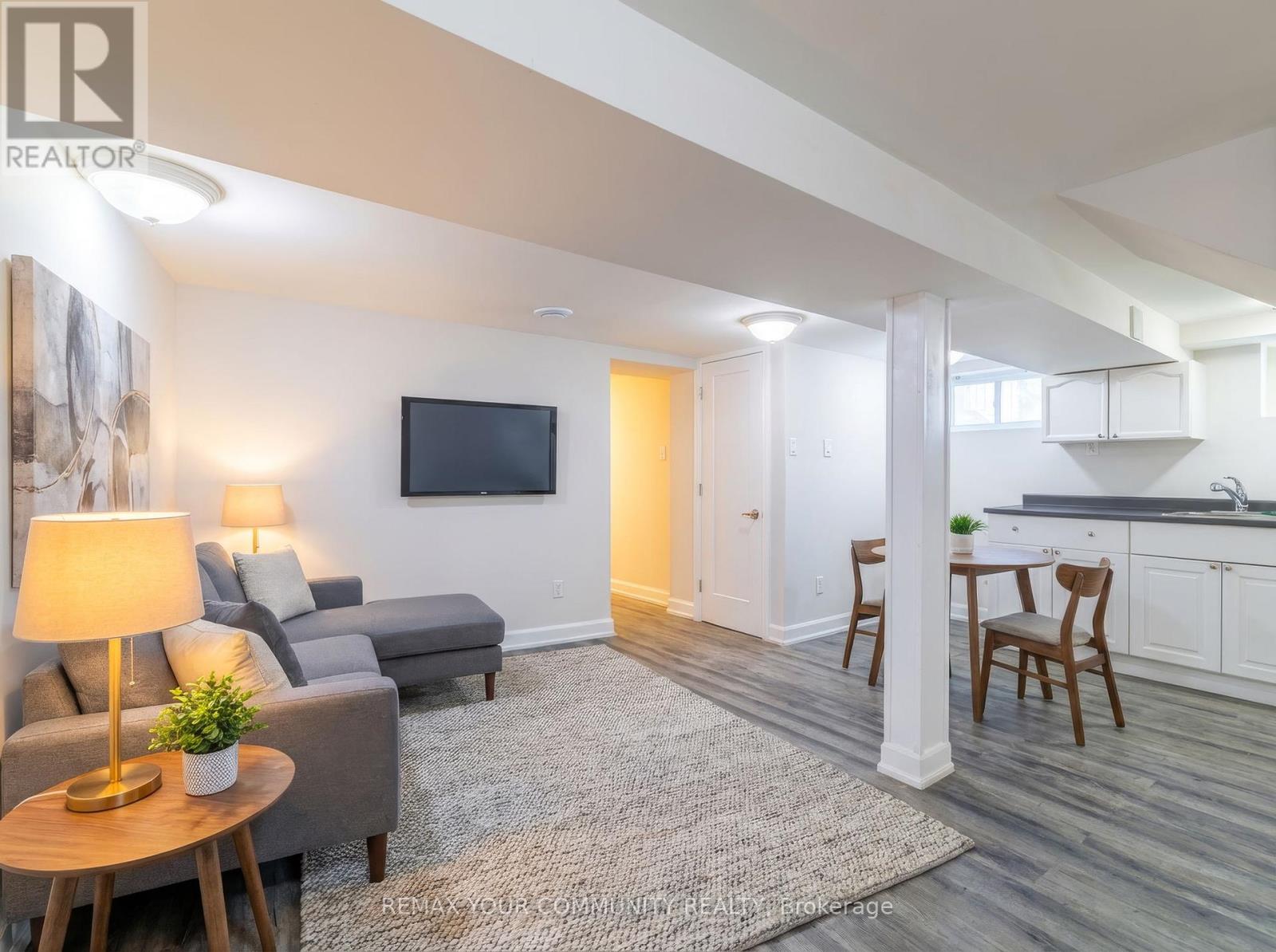 210 Cox Mill Road, Barrie (Painswick North), Ontario  L4N 4G5 - Photo 13 - S12812166