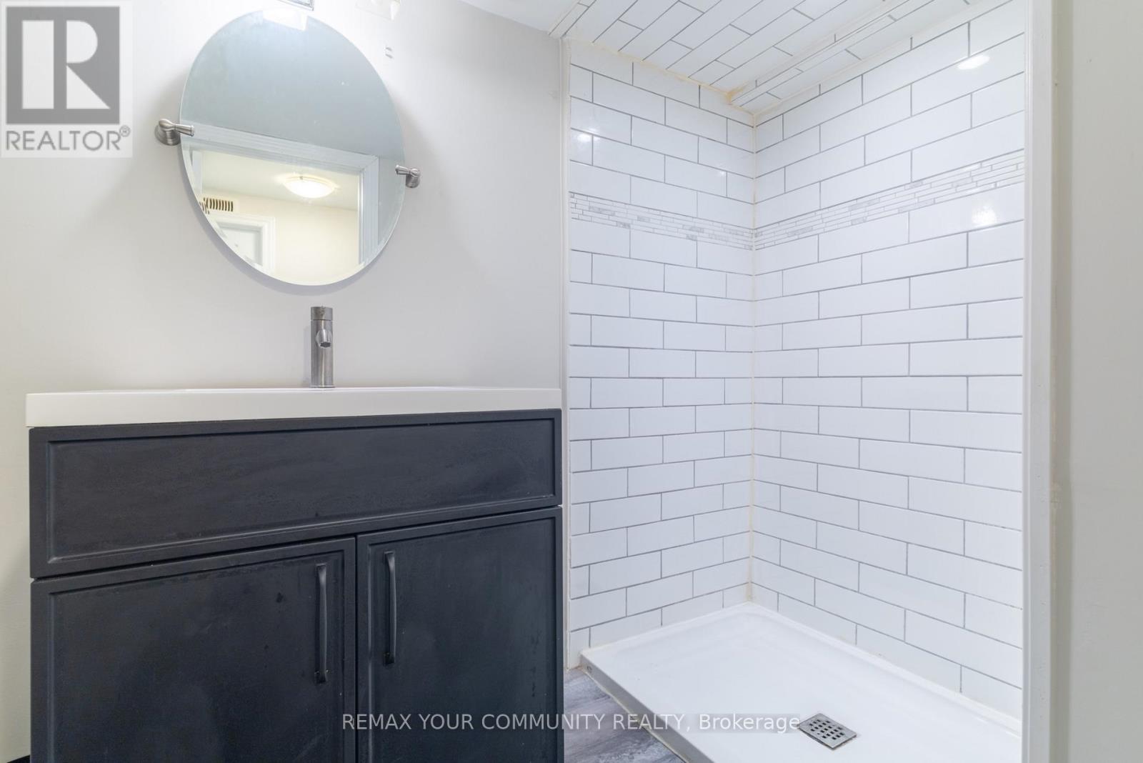 210 Cox Mill Road, Barrie (Painswick North), Ontario  L4N 4G5 - Photo 16 - S12812166