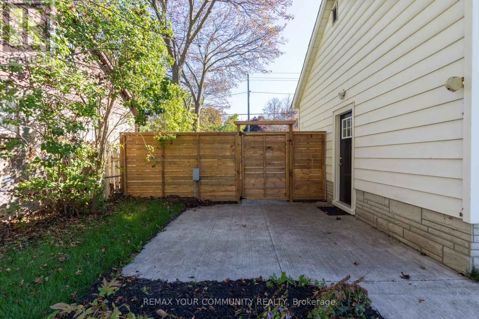 210 Cox Mill Road, Barrie (Painswick North), Ontario  L4N 4G5 - Photo 19 - S12812166