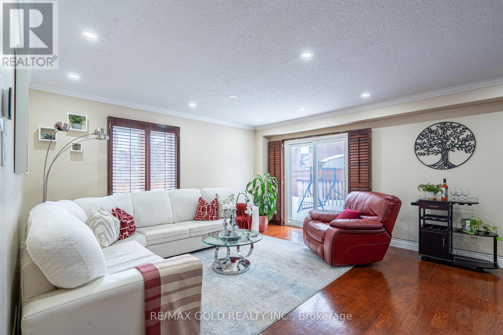 15 Barrier Reef Lane, Brampton, Ontario  L6R 2A7 - Photo 11 - W12812118