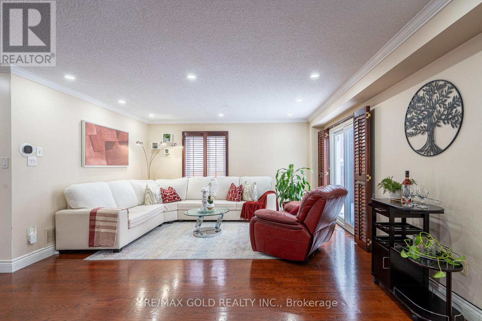 15 Barrier Reef Lane, Brampton, Ontario  L6R 2A7 - Photo 12 - W12812118