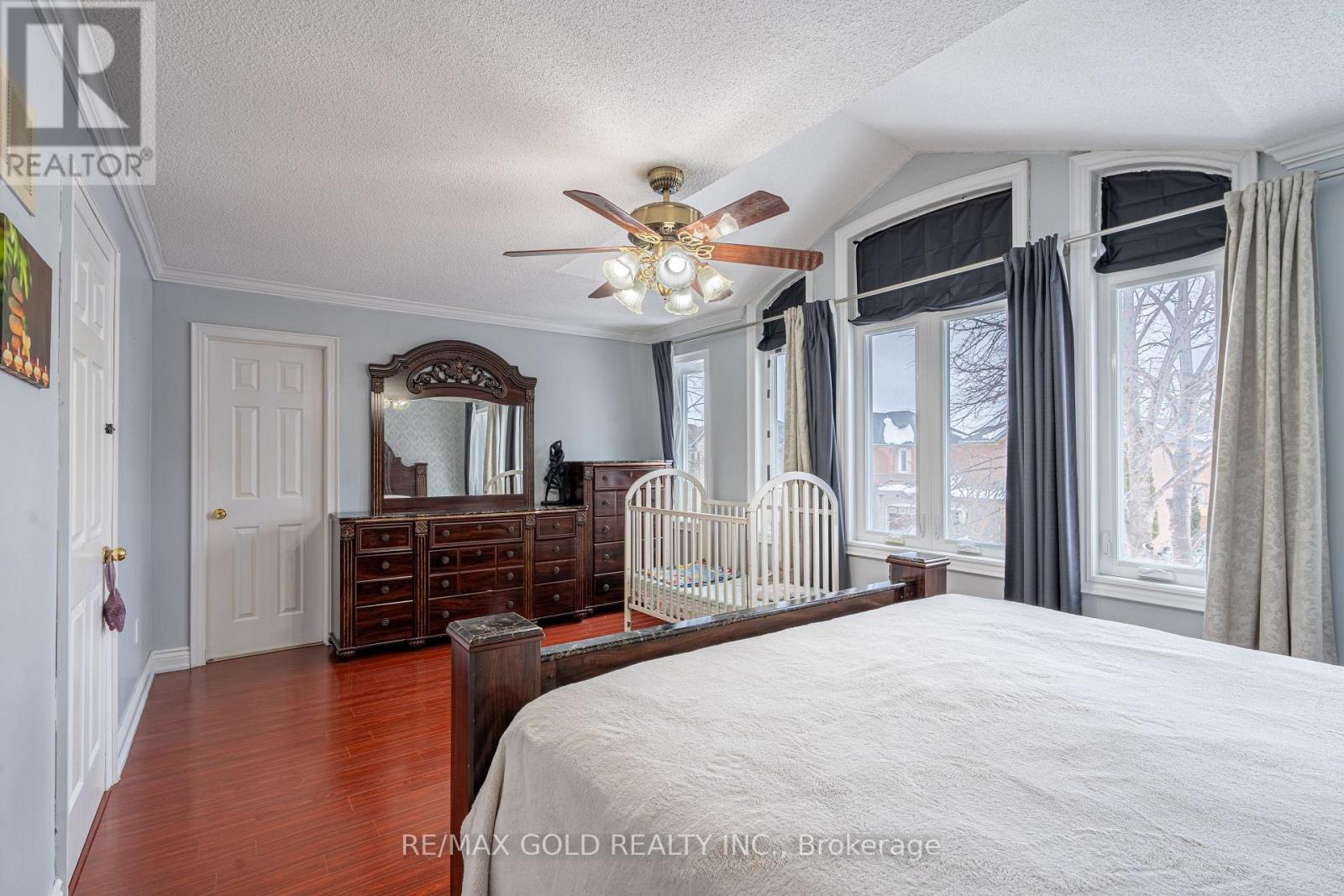 15 Barrier Reef Lane, Brampton, Ontario  L6R 2A7 - Photo 19 - W12812118