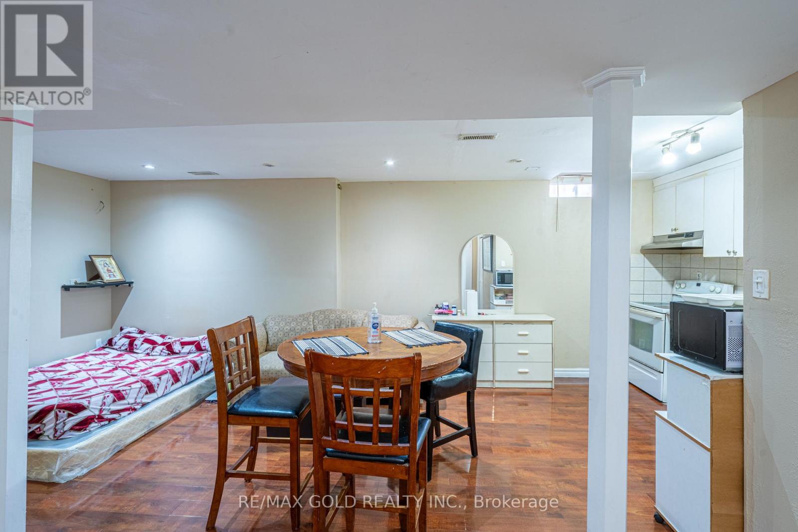 15 Barrier Reef Lane, Brampton, Ontario  L6R 2A7 - Photo 35 - W12812118