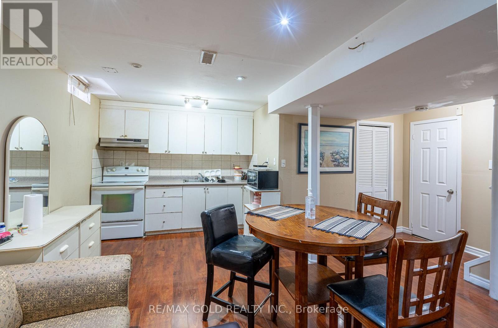 15 Barrier Reef Lane, Brampton, Ontario  L6R 2A7 - Photo 37 - W12812118