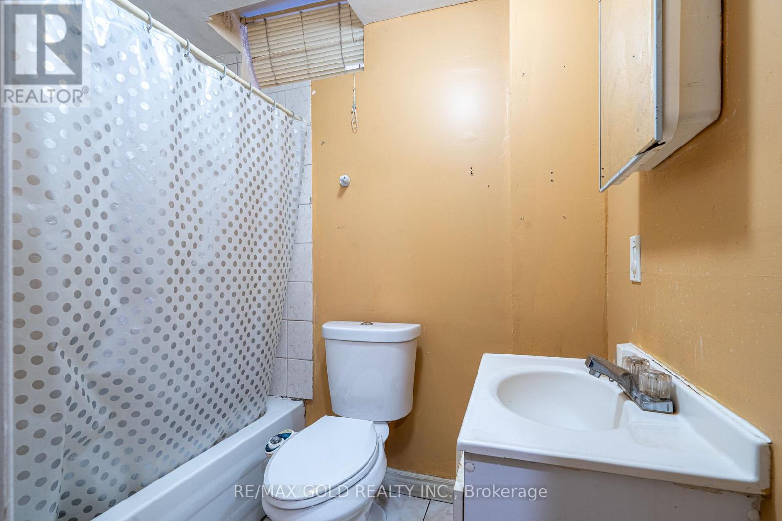 15 Barrier Reef Lane, Brampton, Ontario  L6R 2A7 - Photo 43 - W12812118