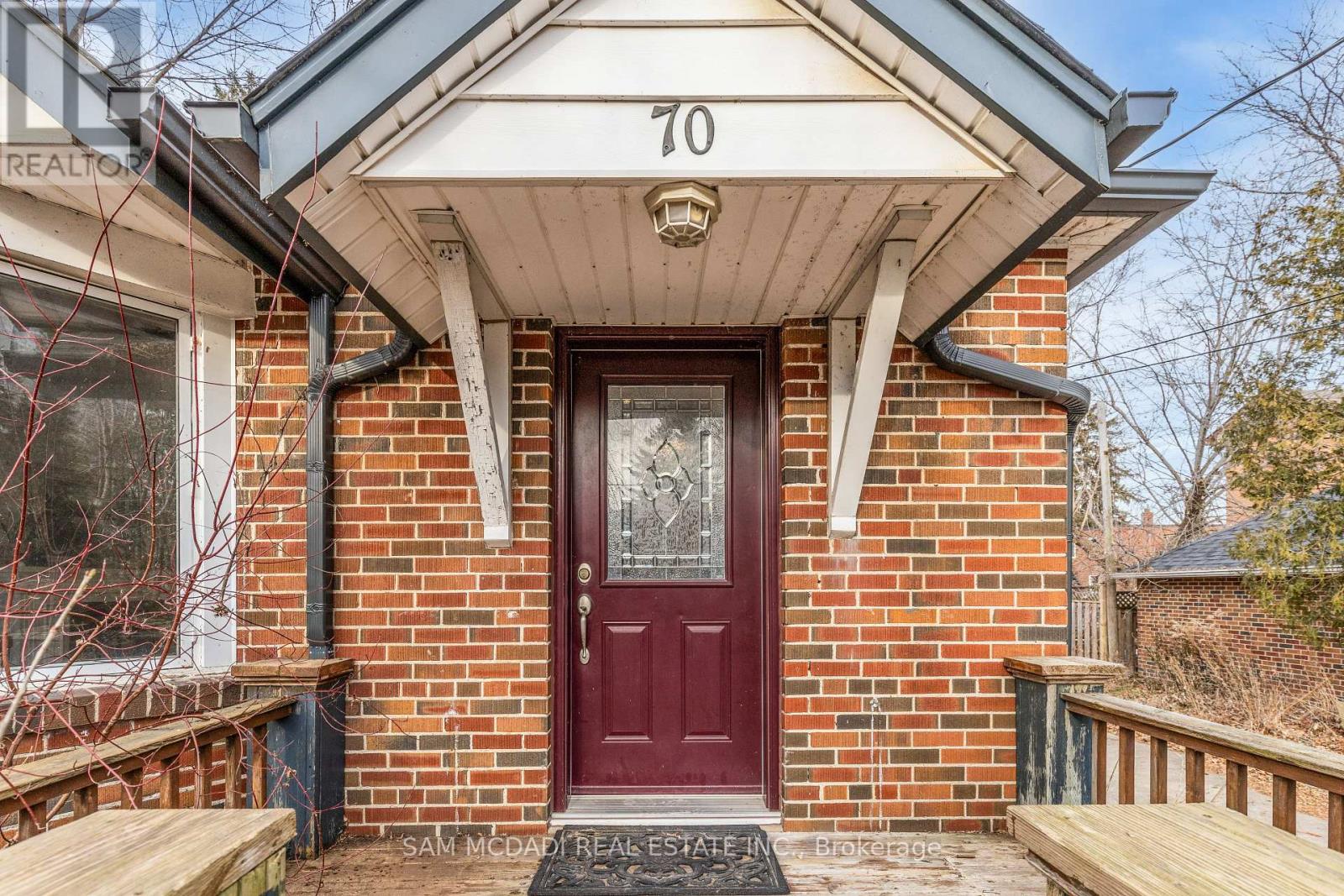 70 HIGH STREET W, Mississauga, Ontario