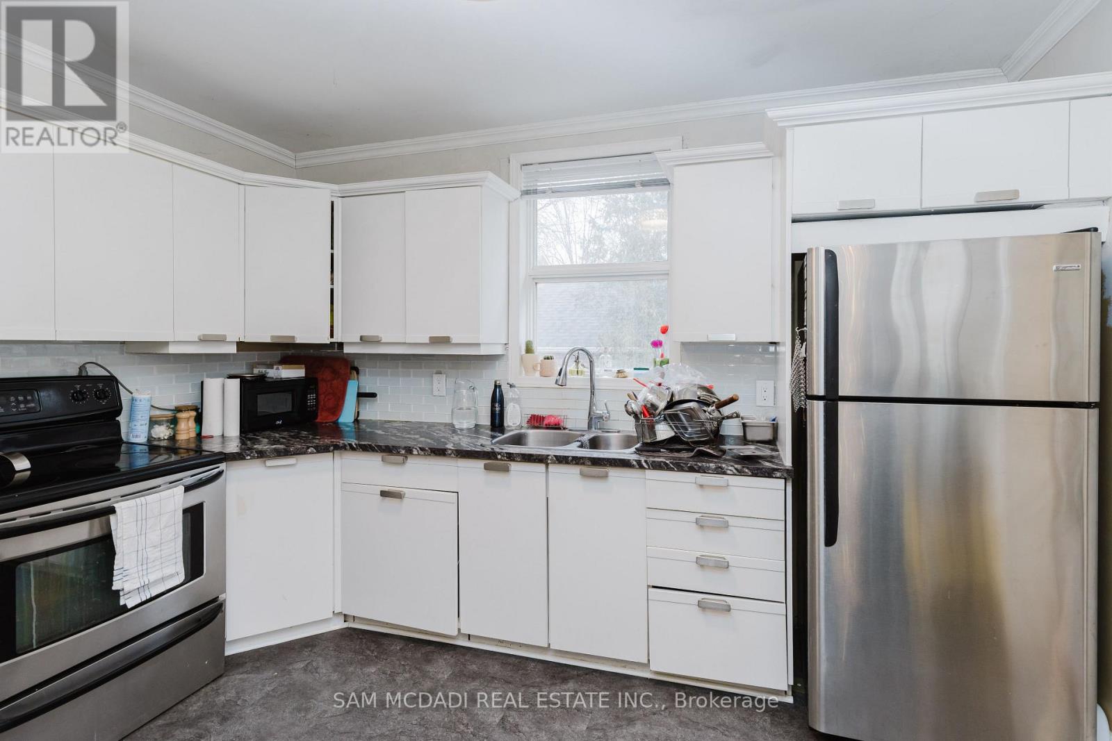 70 High Street W, Mississauga, Ontario L5H 1K2 - Photo 11 - W12812130