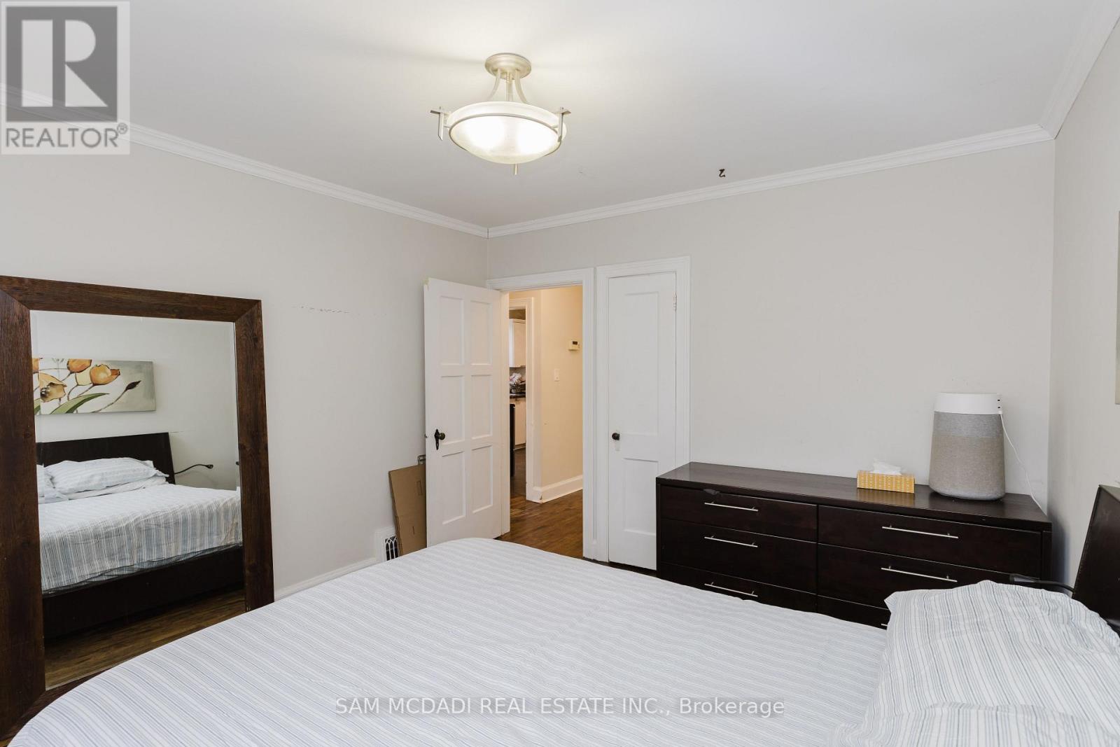 70 High Street W, Mississauga, Ontario L5H 1K2 - Photo 21 - W12812130