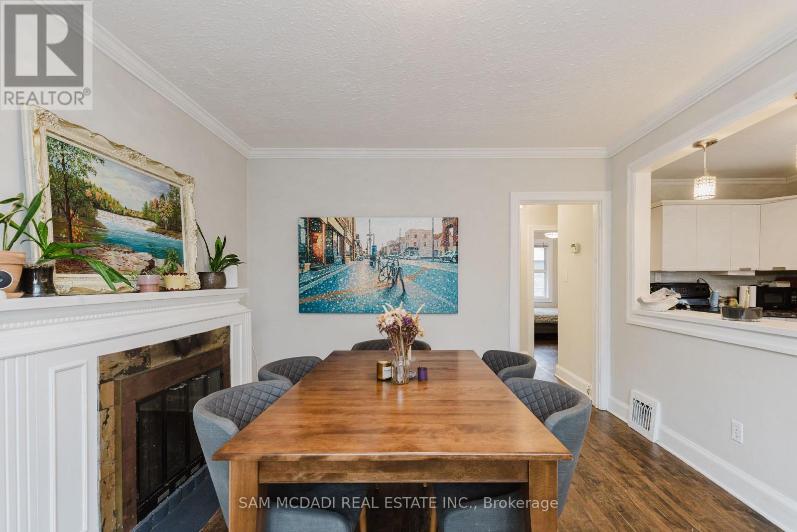 70 High Street W, Mississauga, Ontario L5H 1K2 - Photo 8 - W12812130