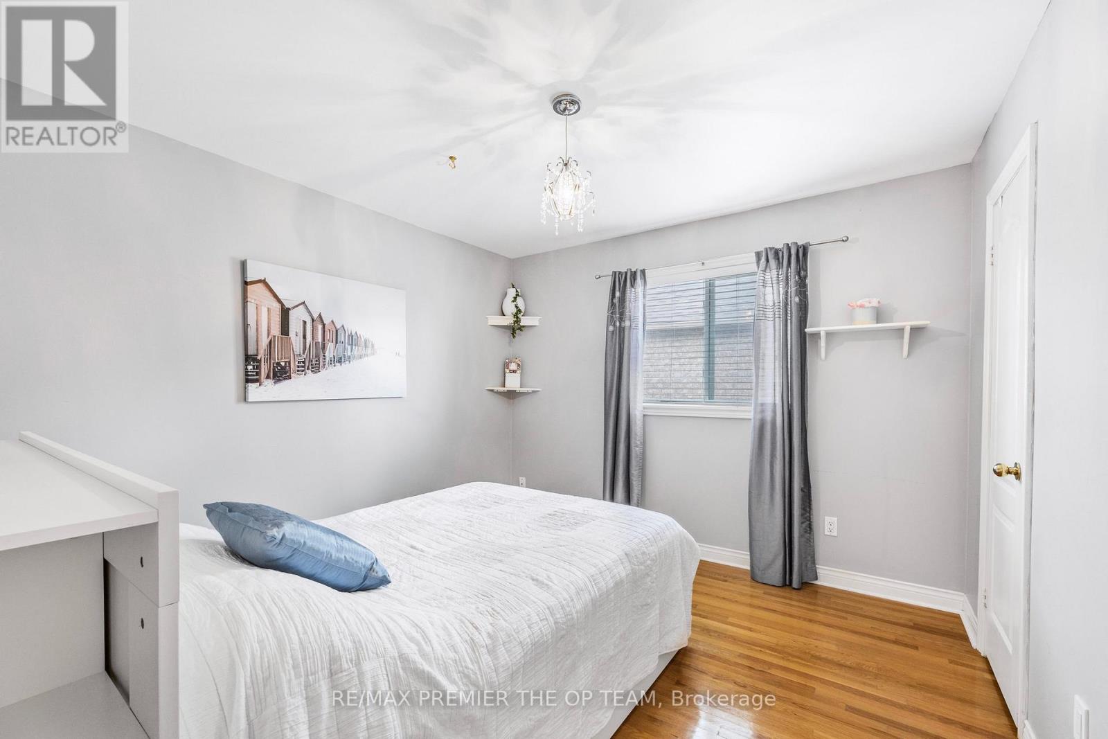 223 Landsbridge Street, Caledon, Ontario  L7E 2J6 - Photo 27 - W12812156