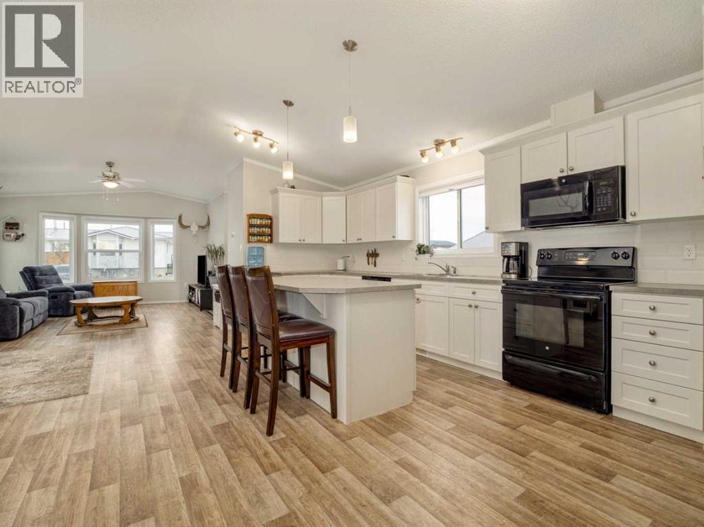 221 4 Street, Cowley, Alberta  T0K 0P0 - Photo 14 - A2287711