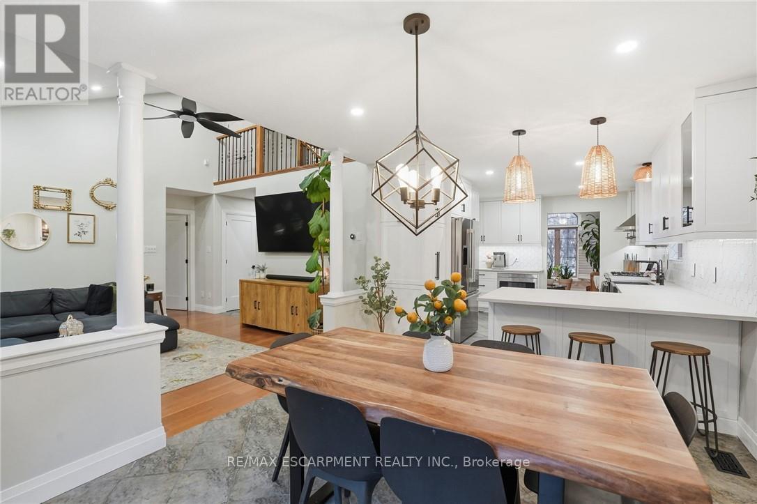 17 Krieghoff Drive, Hamilton, Ontario  L9B 2L4 - Photo 21 - X12812312