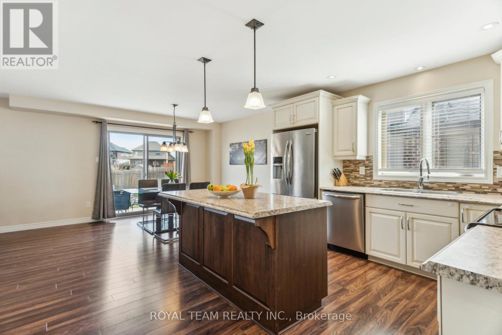 2 Lafayette Street E, Haldimand, Ontario  N0A 1J0 - Photo 15 - X12812316