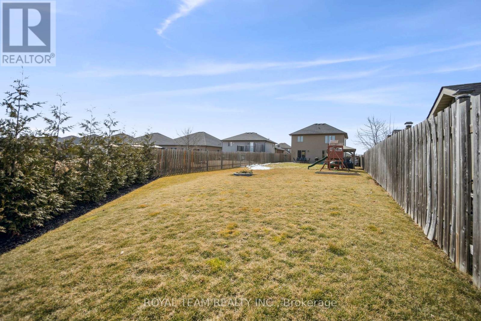 2 Lafayette Street E, Haldimand, Ontario  N0A 1J0 - Photo 33 - X12812316