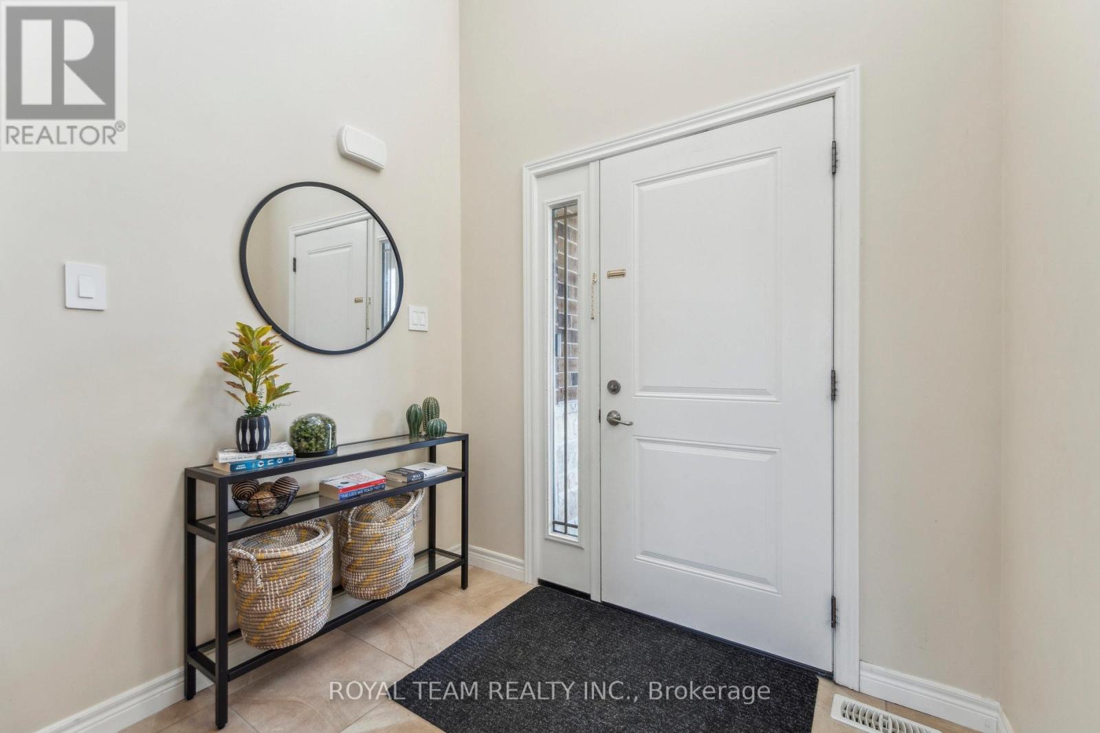 2 Lafayette Street E, Haldimand, Ontario  N0A 1J0 - Photo 7 - X12812316