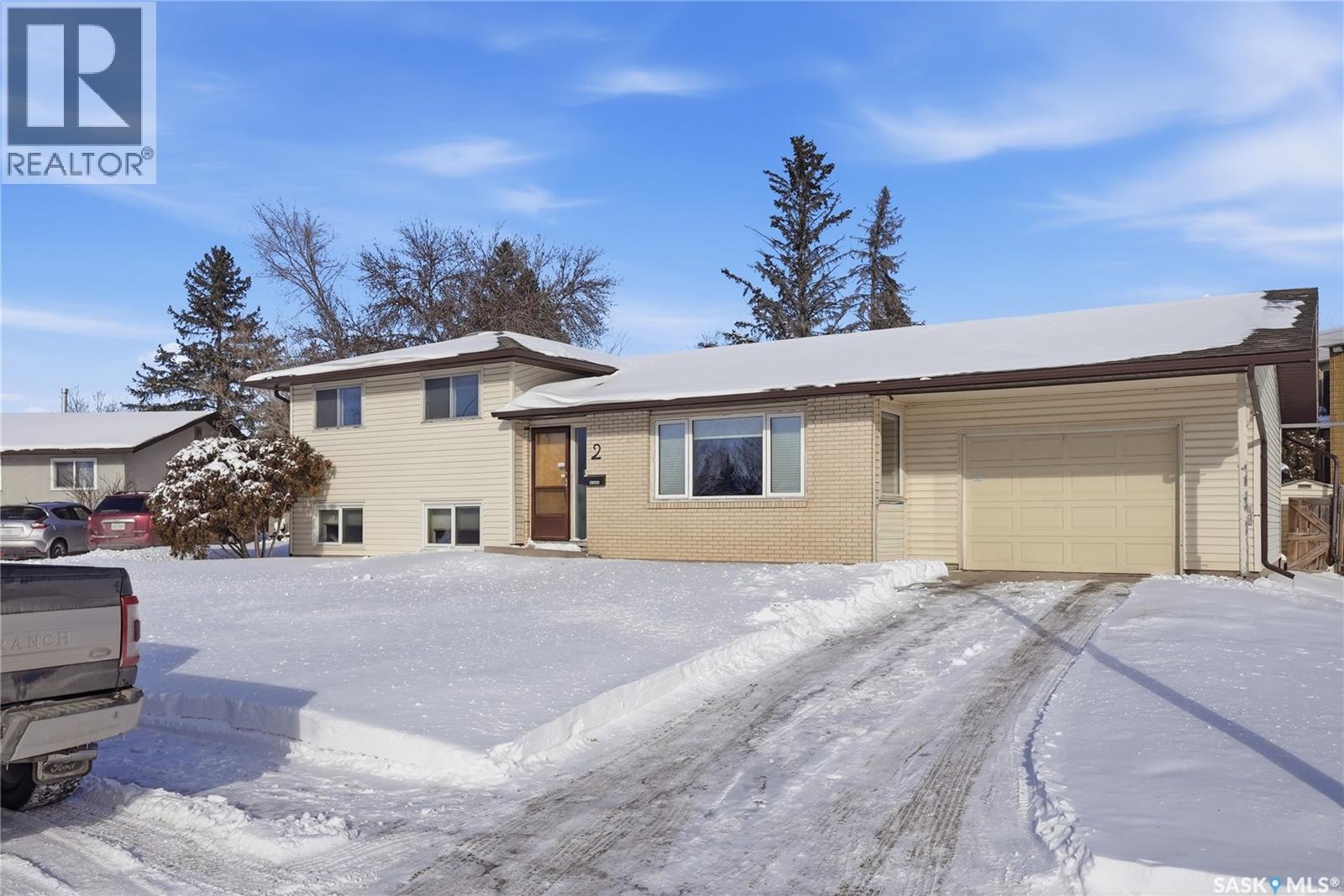 2 Mckay Place, Saskatoon, Saskatchewan  S7L 3Z7 - Photo 2 - SK029002