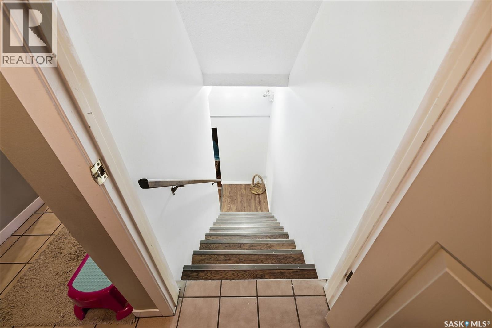 2402 Truesdale Drive, Regina, Saskatchewan  S4V 0W2 - Photo 35 - SK028997