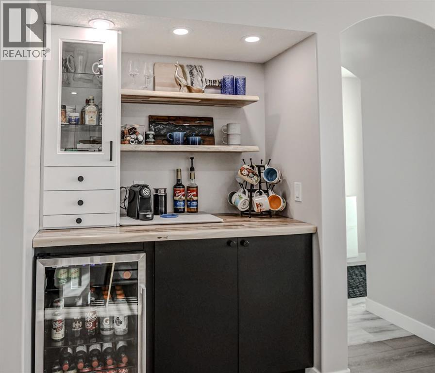 349 Luxstone Place Sw, Airdrie, Alberta  T4B 0A6 - Photo 12 - A2284919