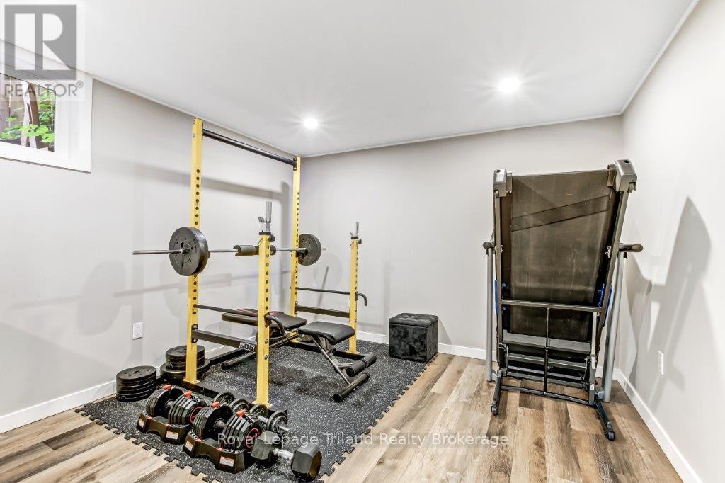 170 Laurentian Drive N, London East, Ontario  N5W 1P2 - Photo 24 - X12812386