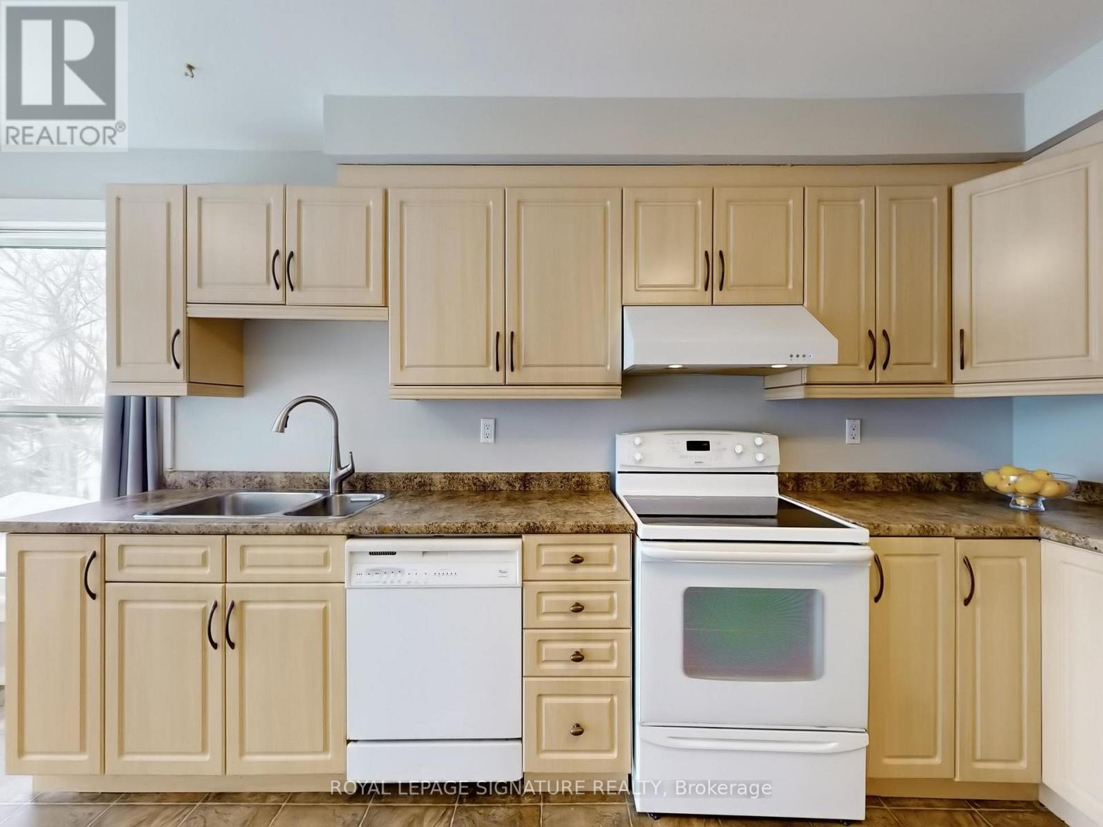 1256 Dartmoor Street, Oshawa, Ontario  L1K 2K2 - Photo 13 - E12810886