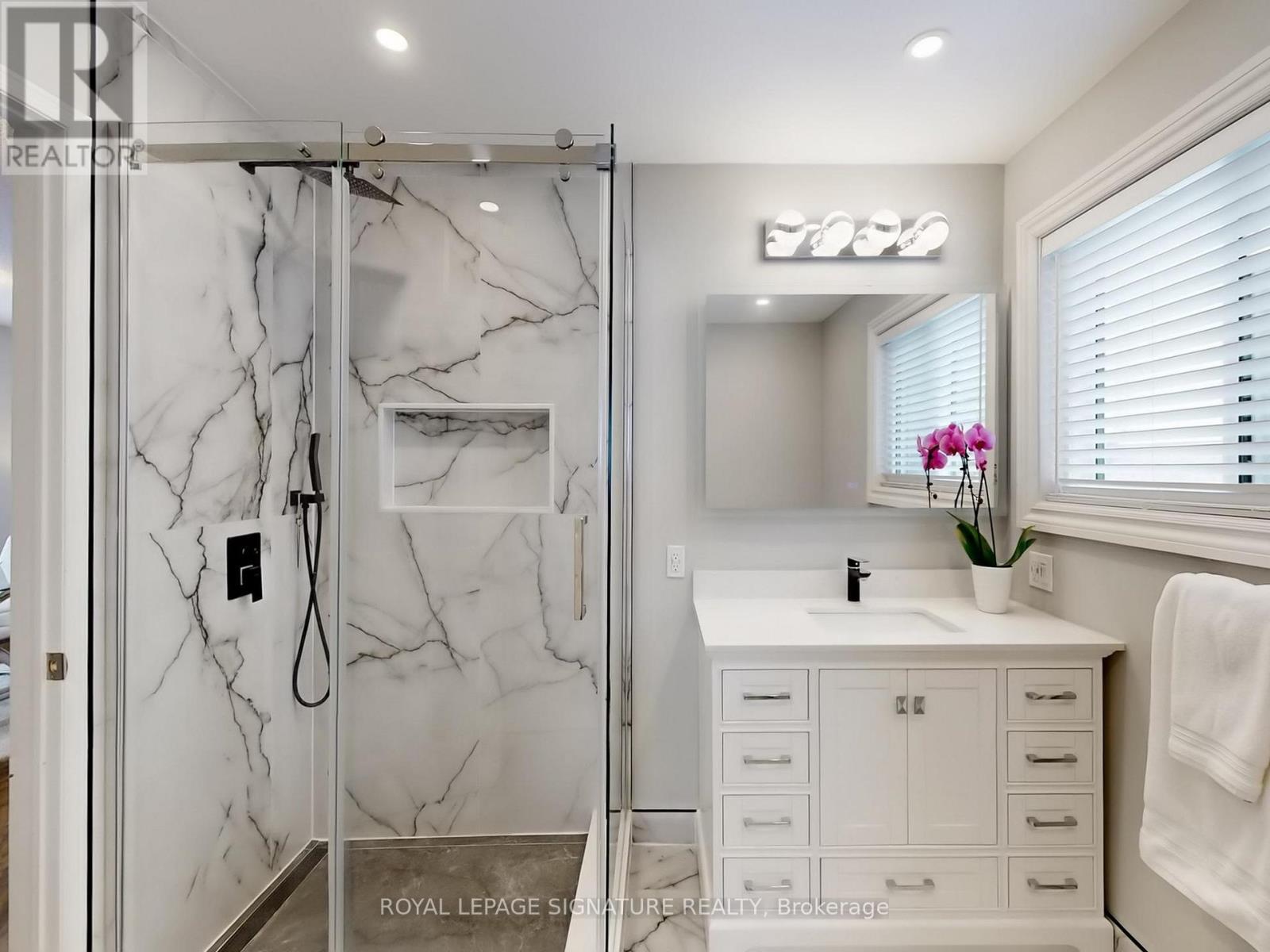 1256 Dartmoor Street, Oshawa, Ontario  L1K 2K2 - Photo 23 - E12810886