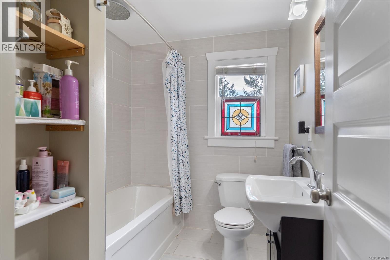 1909 Duchess St, Victoria, British Columbia  V8R 4W2 - Photo 29 - 1026710