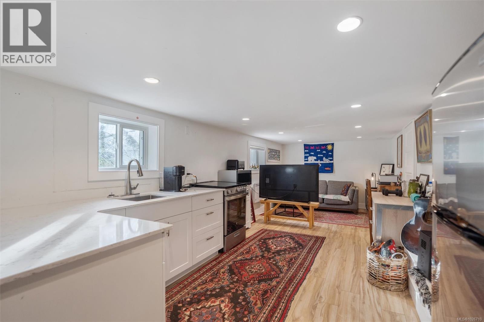 1909 Duchess St, Victoria, British Columbia  V8R 4W2 - Photo 33 - 1026710