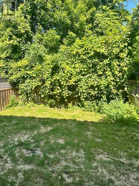 32 Arcadia Road, Wasaga Beach, Ontario L9Z 3C7 - Photo 12 - S12812400