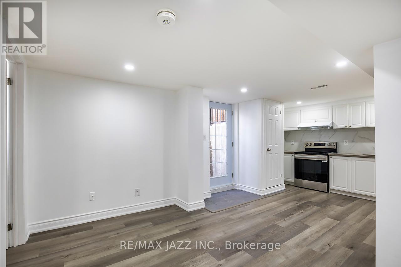 2003 Cedarwood Court, Pickering, Ontario  L1X 1T8 - Photo 15 - E12812346