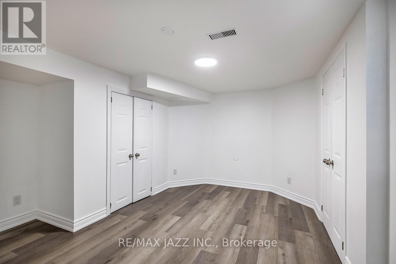 2003 Cedarwood Court, Pickering, Ontario  L1X 1T8 - Photo 16 - E12812346