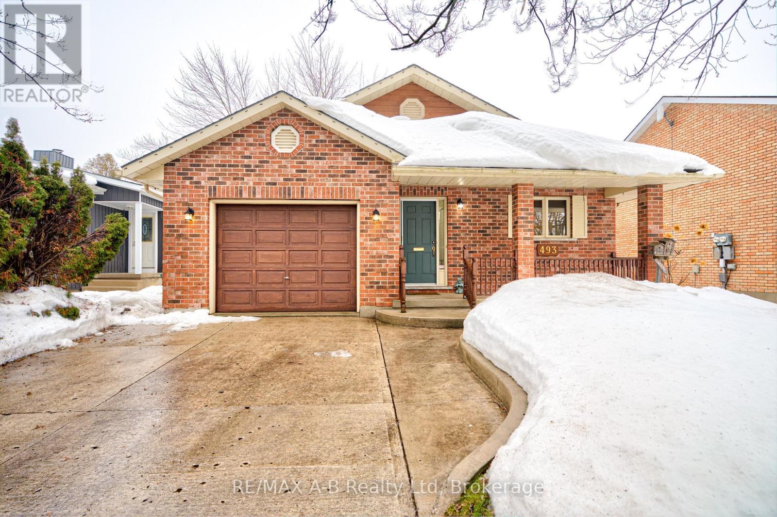 493 HIBERNIA STREET, stratford, Ontario