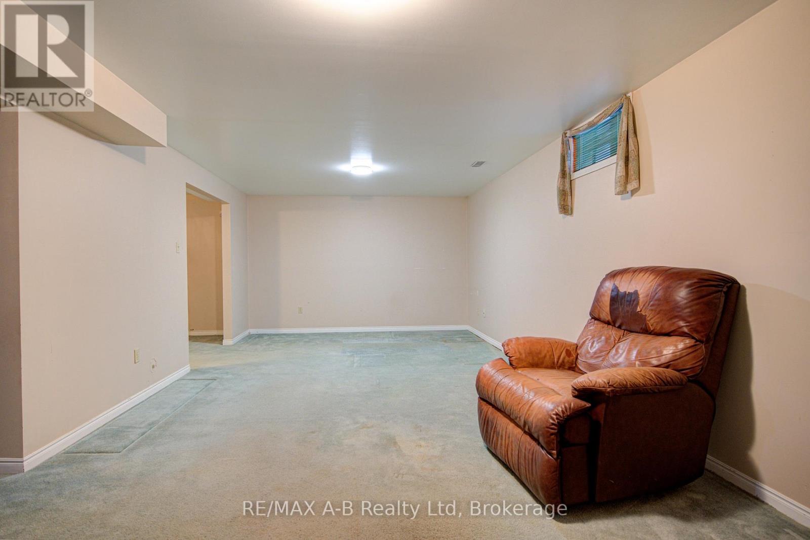 493 Hibernia Street, Stratford, Ontario  N5A 5W2 - Photo 21 - X12812340