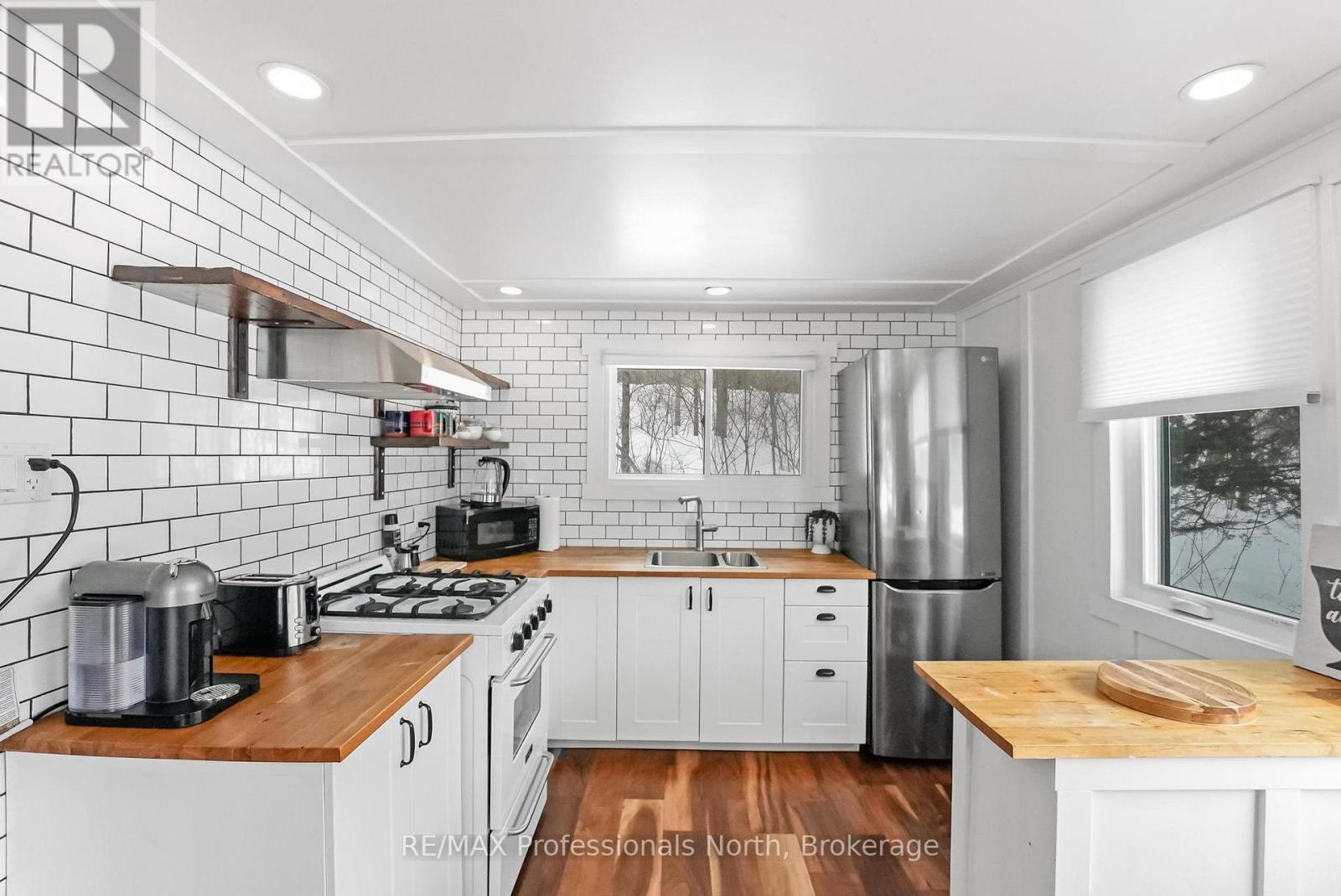 1044 Shanahan Trail, Minden Hills (Minden), Ontario  K0M 2K0 - Photo 14 - X12812350